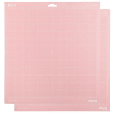 Cargar imagen en el visor de la galería, Hoja Transportadora para Corte de Tela 12x12 pulg. Cricut