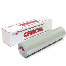 Cargar imagen en el visor de la galería, Vinil Adhesivo de Corte Oracal TRANSLUCIDO 8300 Transparente Precio x Pie (30.48cm x 60.96cm)