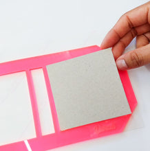 Cargar imagen en el visor de la galería, KIT DE HERRAMIENTAS PARA ENCUADERNADO VARALI ACRÍLICO ROSA