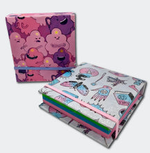 Cargar imagen en el visor de la galería, KIT DE HERRAMIENTAS PARA ENCUADERNADO VARALI ACRÍLICO ROSA