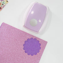 Cargar imagen en el visor de la galería, PERFORADORA FOAMY FLOR 4” QUELLI