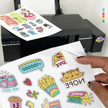 Cargar imagen en el visor de la galería, Vinil Adhesivo Imprimible Inkjet Blanco Brillante A4 20 hojas Color Make (Resistente a gotas de agua)