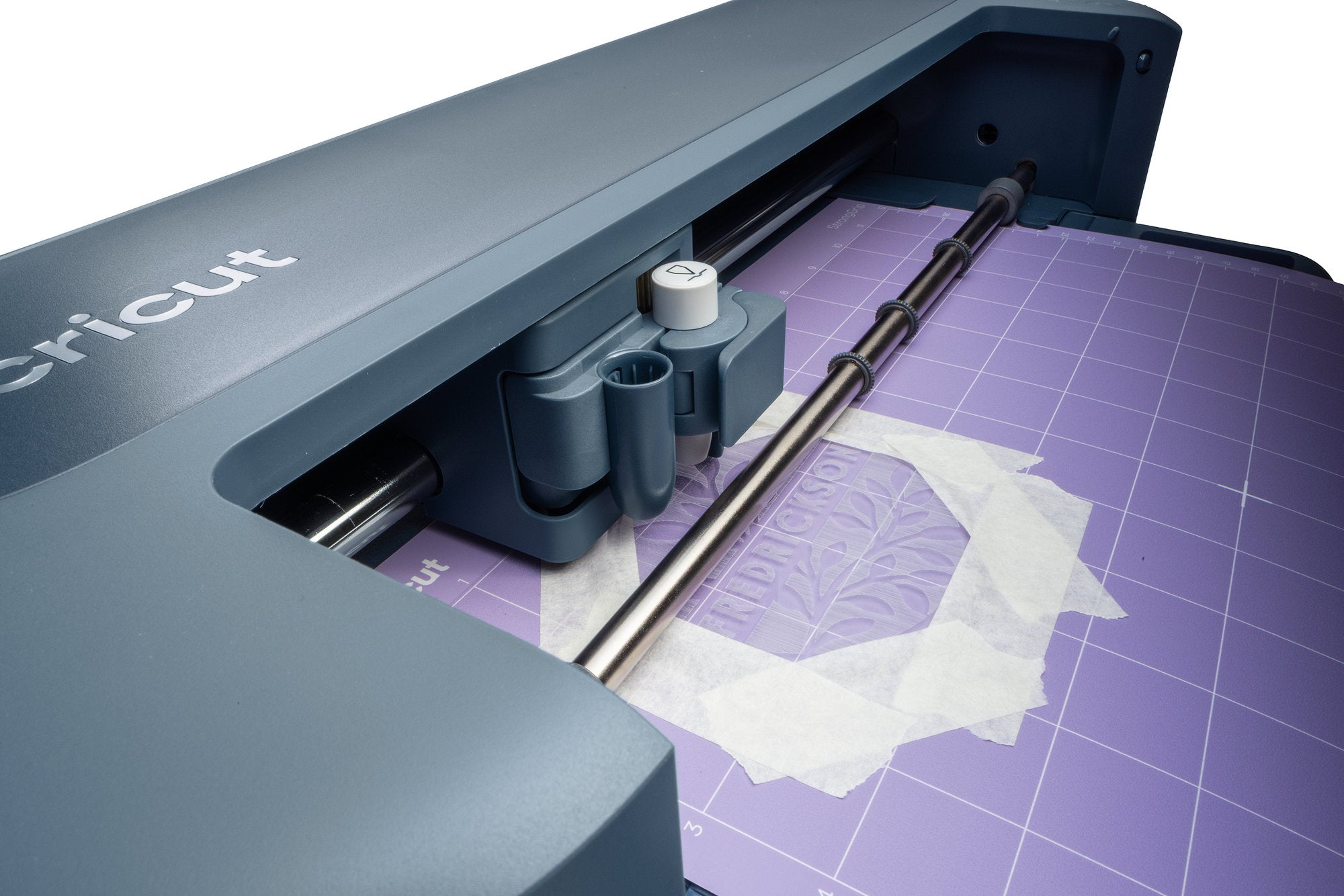 Cricut Maker 5 dibujando