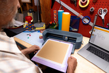 Cargar imagen en el visor de la galería, Diseñando con Cricut Maker 5