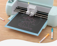 Cargar imagen en el visor de la galería, Marcadores de Gel Opaco Cricut (5) 2009849