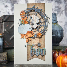 Cargar imagen en el visor de la galería, Troquel delgado Vault Foliage Wreath Tim Holtz Sizzix | 666682