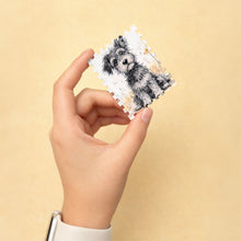 Cargar imagen en el visor de la galería, Perforadora estampita 6.3 cm Quelli en uso