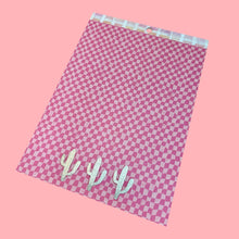 Cargar imagen en el visor de la galería, Perforadora papel y foamy cactus 1.5" Quelli en uso