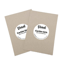 Cargar imagen en el visor de la galería, Paquete cartón para encuadernar gris A4 2 mm (100 pzas) - Quelli