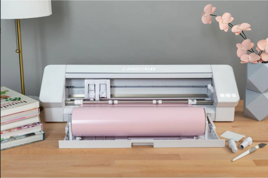 Silhouette Cameo 4 PLUS
