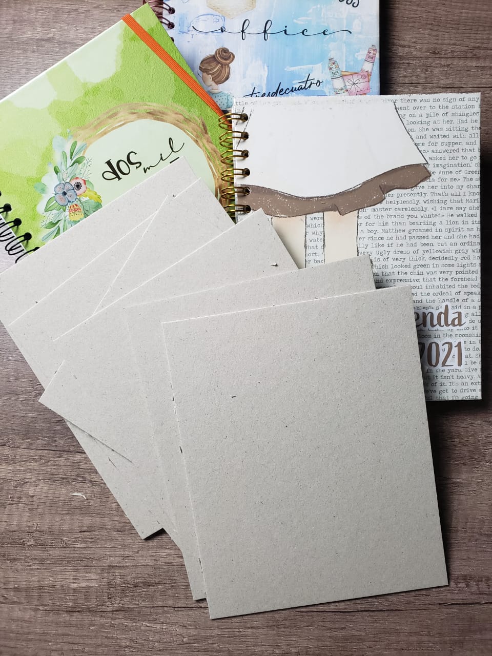 Carton Gris 2mm para pastas varias medidas