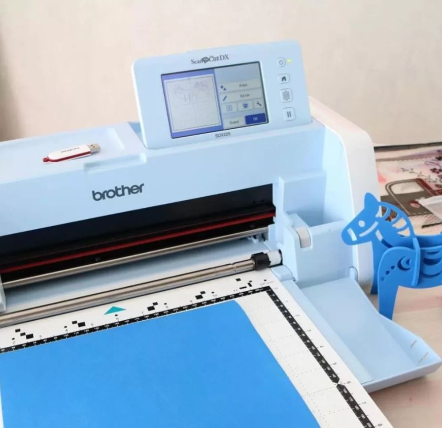 Mini plotter de corte Scan N Cut Brother SDX225