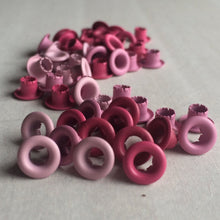 Cargar imagen en el visor de la galería, Ojales, Ojillos, Eyelets de 3/16&quot; x 1/3&quot; para manualidades We R Memory keepers 60 pzas